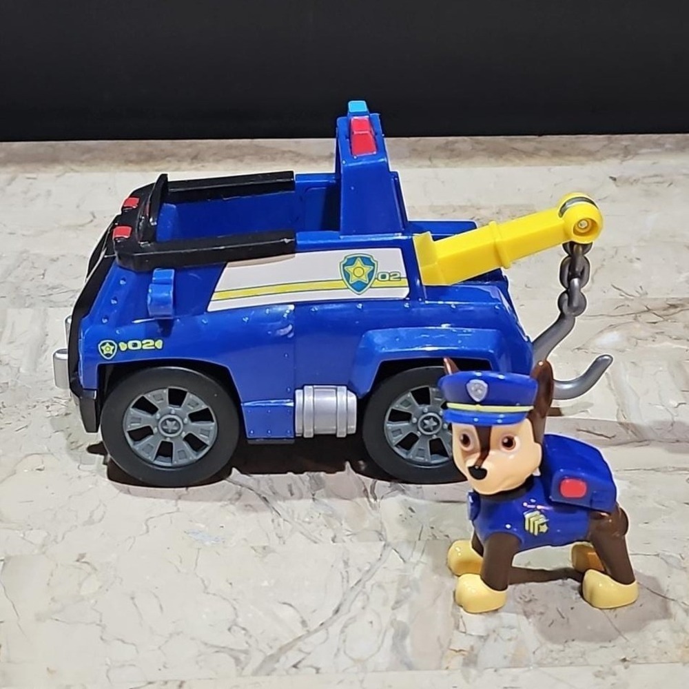Paw Patrol Chase Deluxe Vehicle, Paw Patrol Chase Figure, Police Cruiser Complet